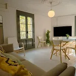 Budget Ramblas Apartments