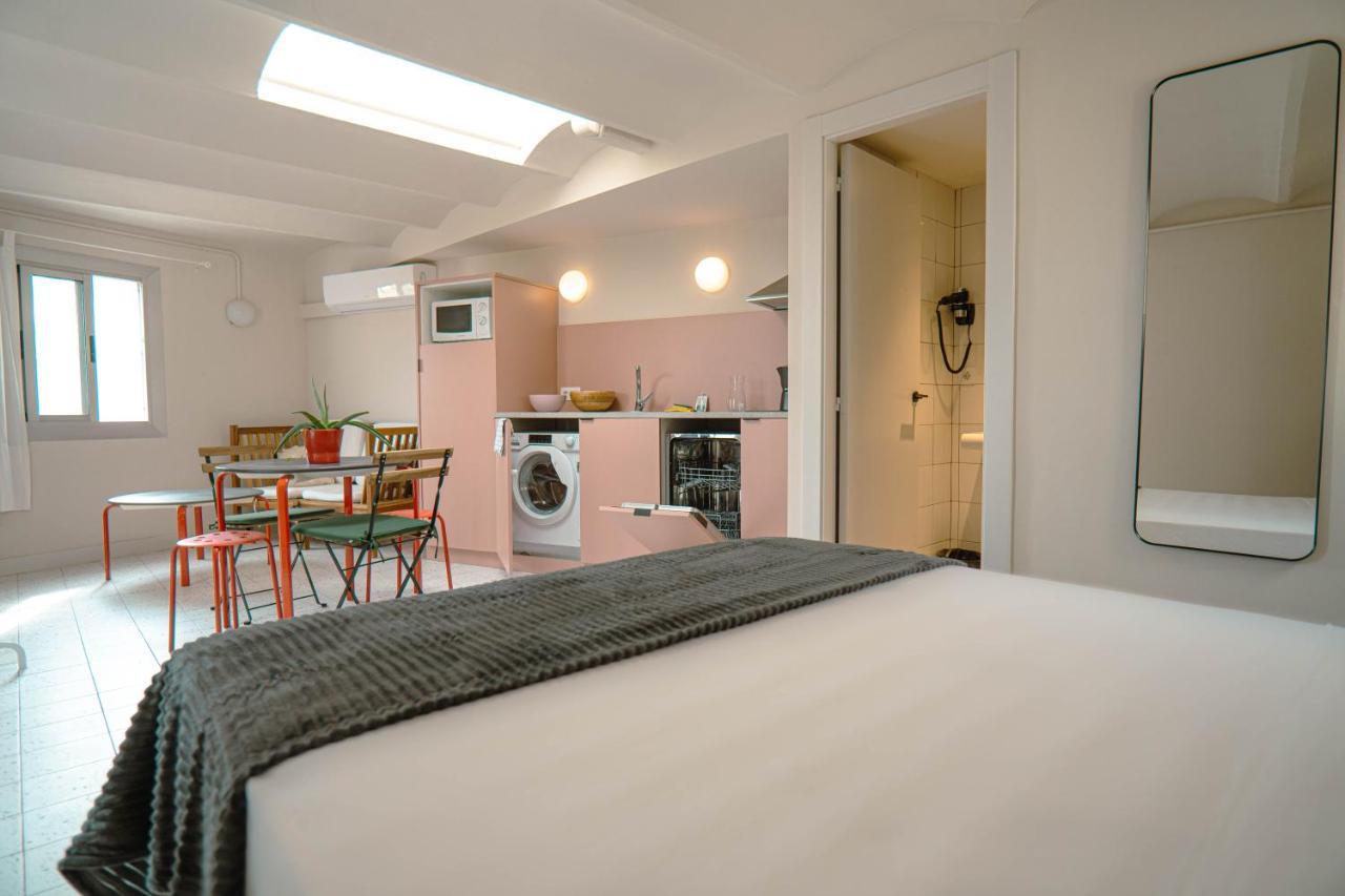 Smartr Ramblas Aparthotel 2*
